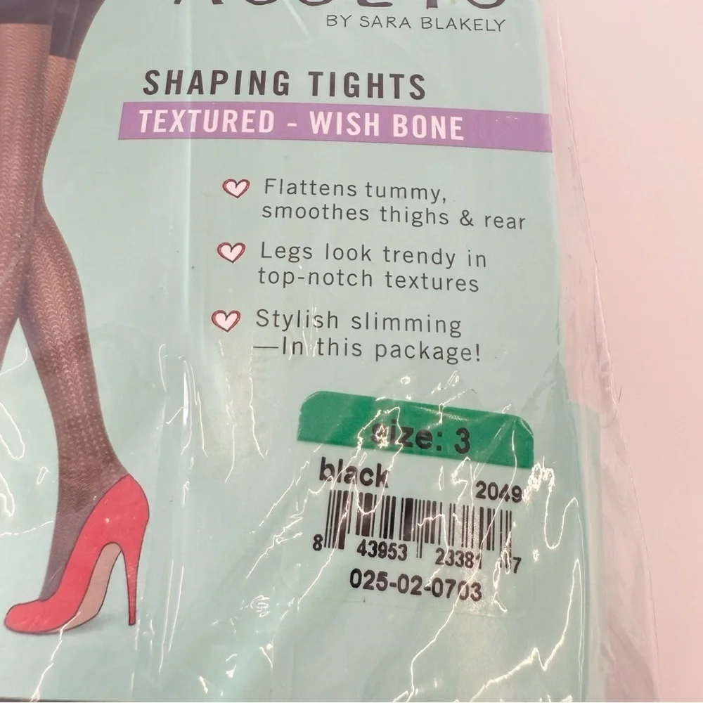 NWT Spanx Love Your Assets Black Shaping Tights in Textured Wishbone, Size 3 (L)